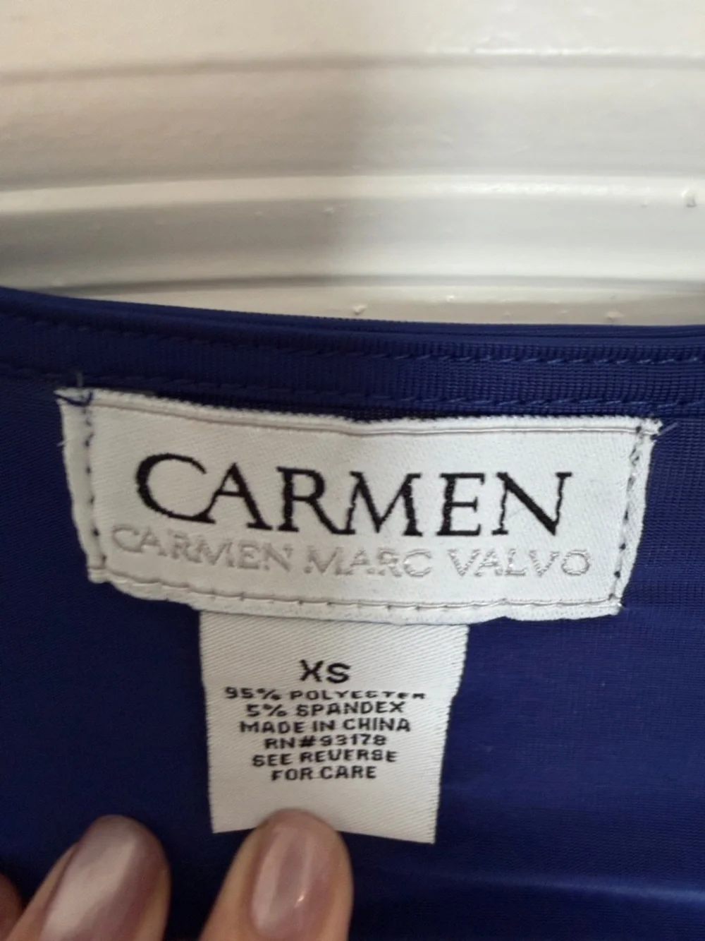 Carmen Marc Valvo Deep Blue Draped V-Neck Long Sleeve Top - Picture 3 of 4